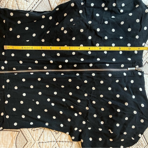 H&M dress, knee-length. Black with white polka dots. Size: US 4. - Picture 5 of 5